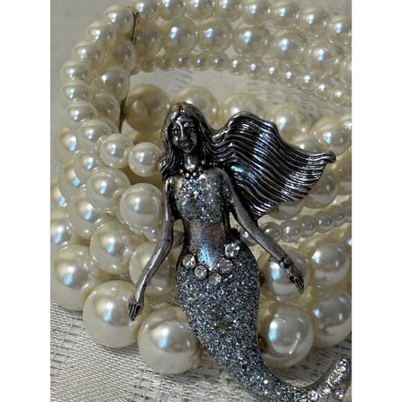 VTG Faux Pearl Bracelet 4 Strand Mermaid Rhinestone Silver - Picture 4 of 8